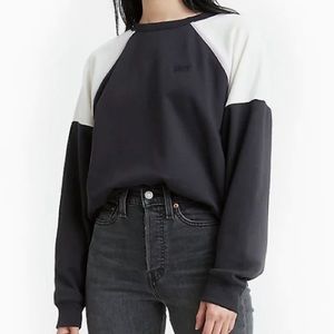 NWT Levi's Colorblock Everyday Crewneck Sweatshirt